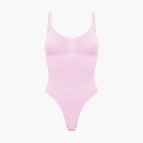 Muotoileva body stringillä